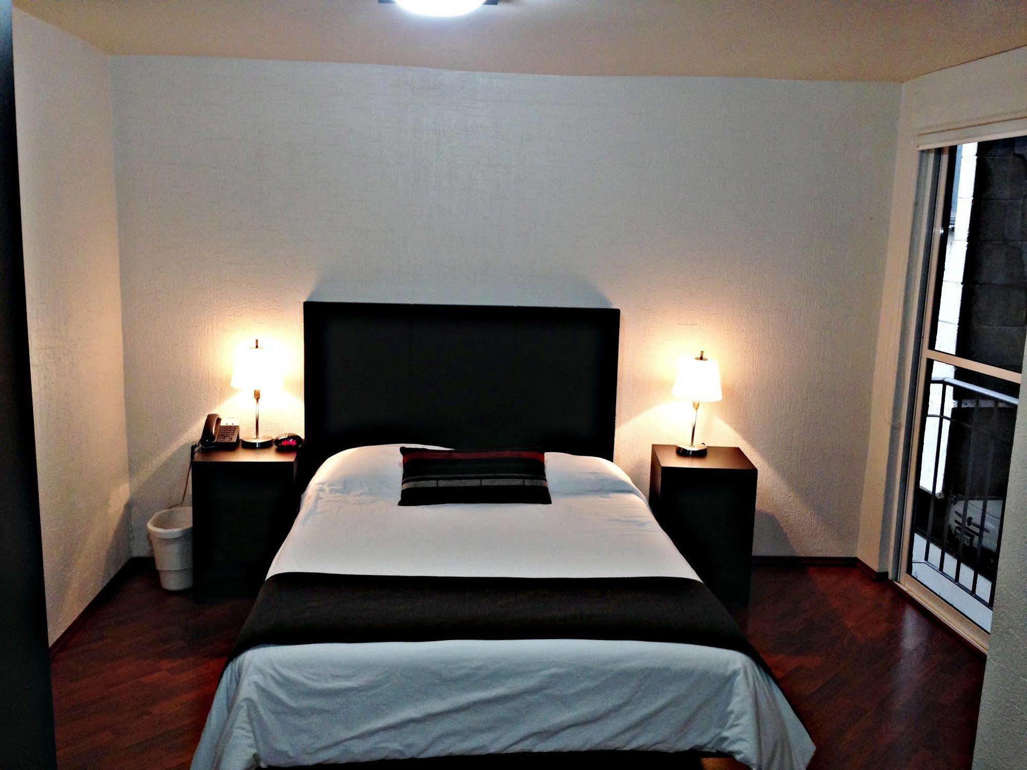 Grupo Kings Suites - Bosques De Duraznos 78 Mexikóváros Kültér fotó